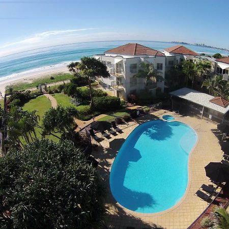 Golden Riviera Absolute Beachfront Resort Gold Coast Exterior photo